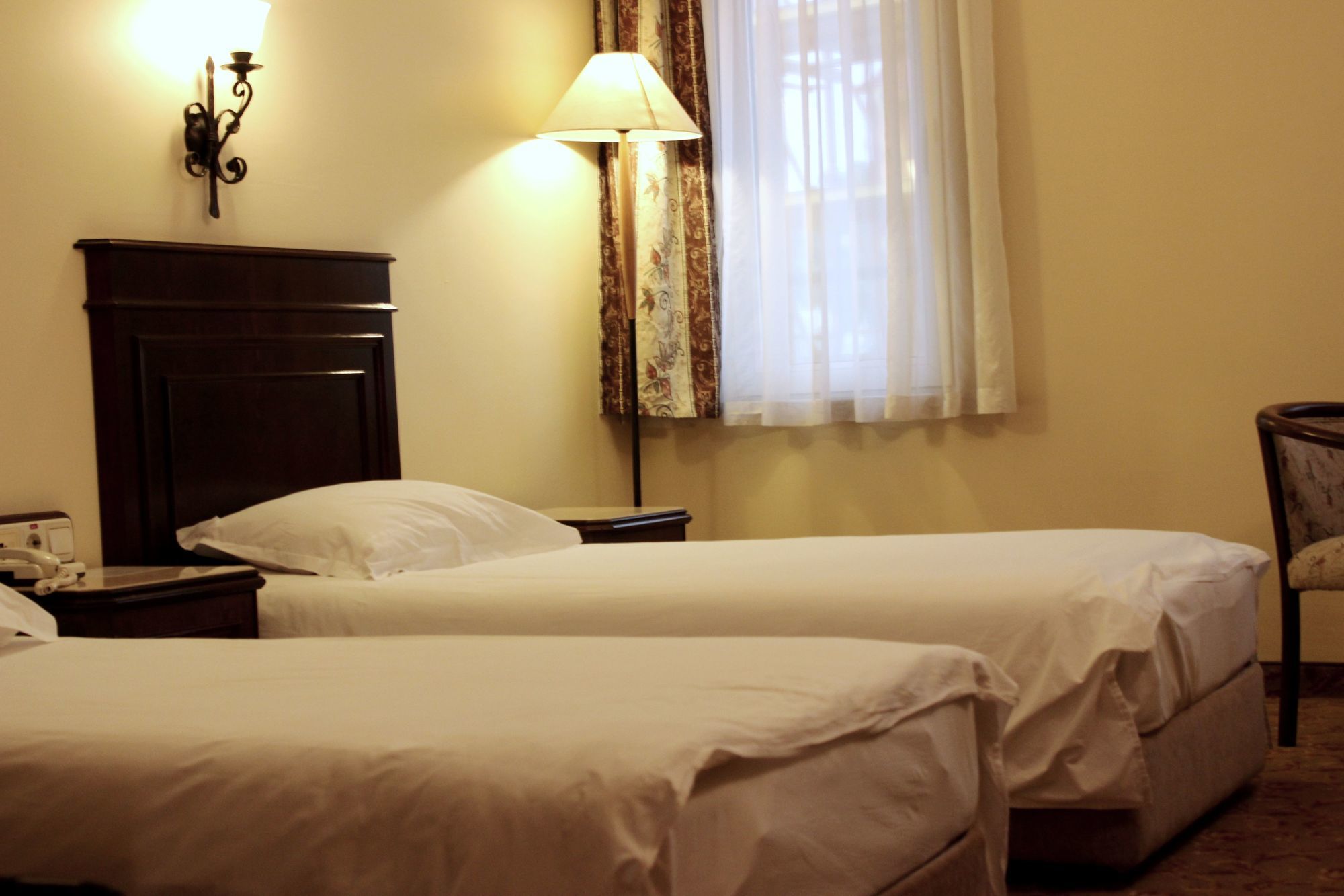 Montania Town Hotel Mudanya Buitenkant foto