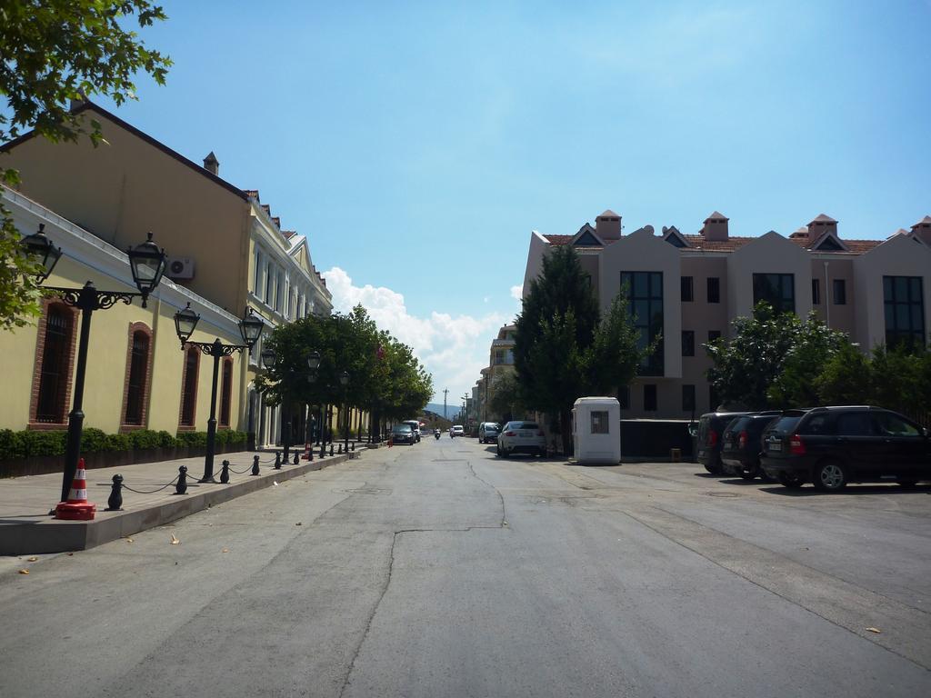 Montania Town Hotel Mudanya Buitenkant foto